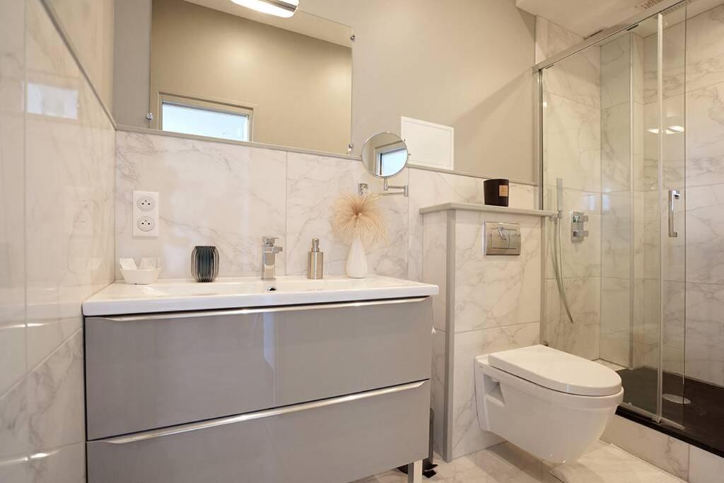 V' Appart Spa Troyes Buitenkant foto