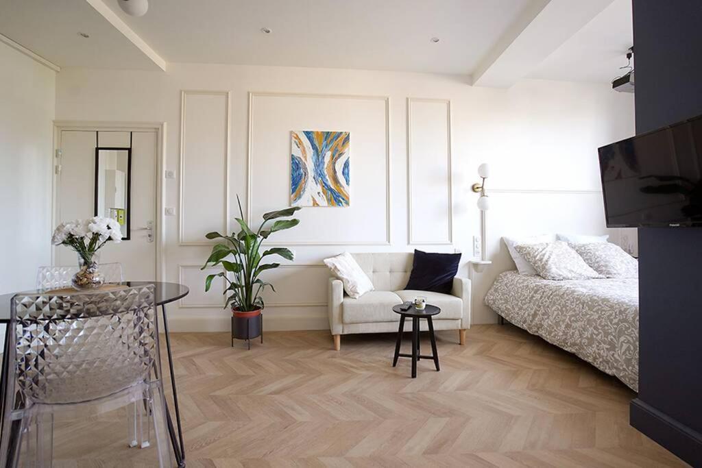 V' Appart Spa Troyes Buitenkant foto